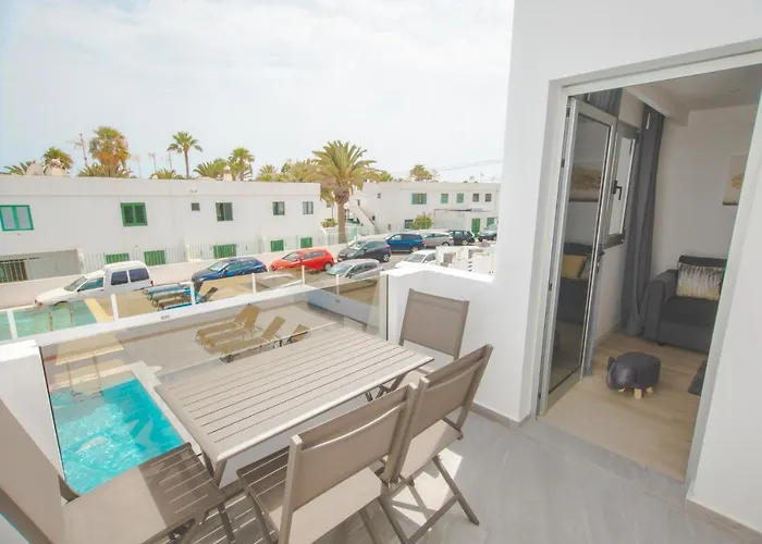 6 Rociega 35 Puerto del Carmen (Lanzarote)