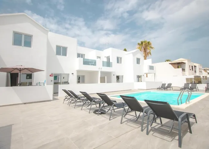 Apartment 6 Rociega 35 *